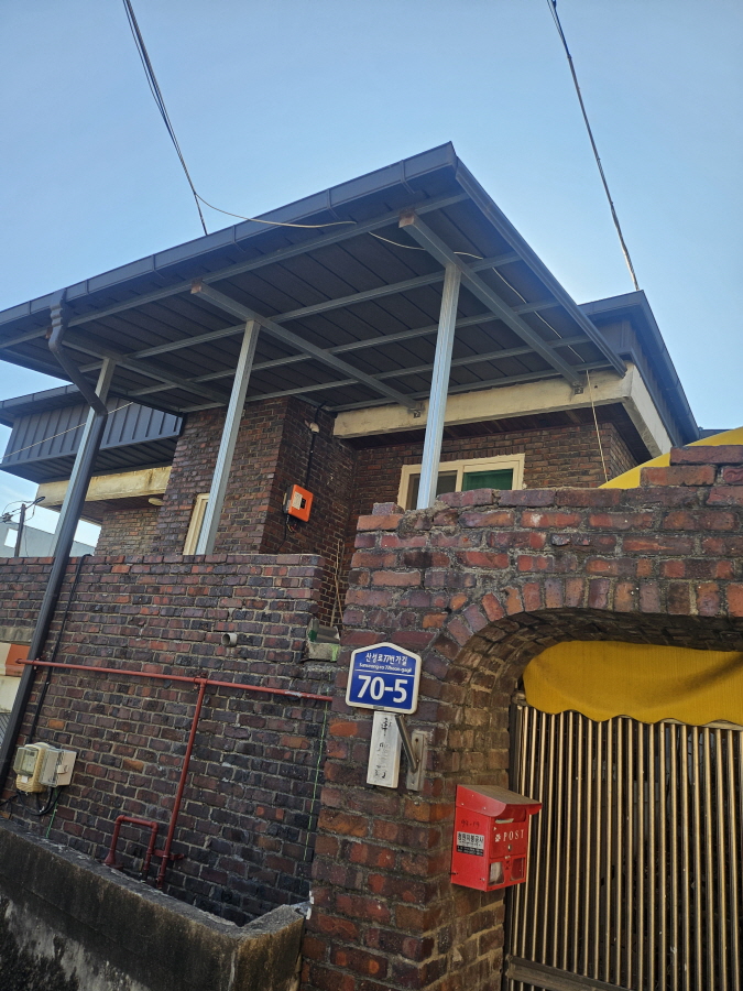 1949055918_AVsUZx9a_06c7b17bb0a10561a4f5b713a40b135dc192877c.jpg 이미지크게보기